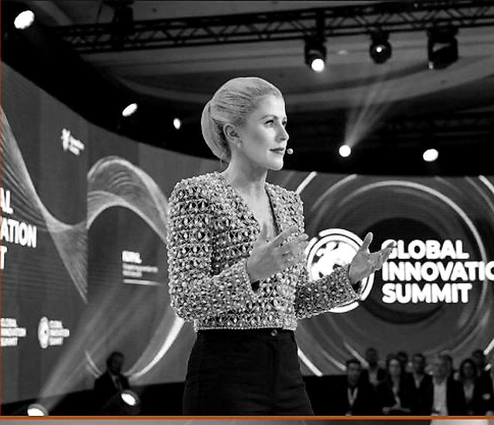 Elena Andolin Mueller speaking at the Global Innovation Summit
